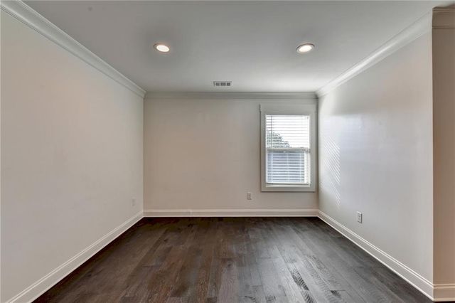 45 Sudderth Street, Buford, GA 30518