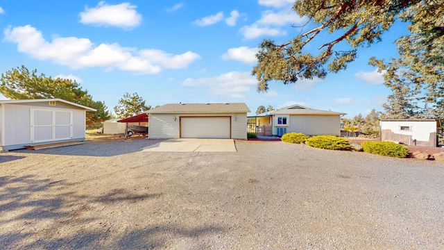 14734 SW Peninsula Drive, Terrebonne, OR 97760