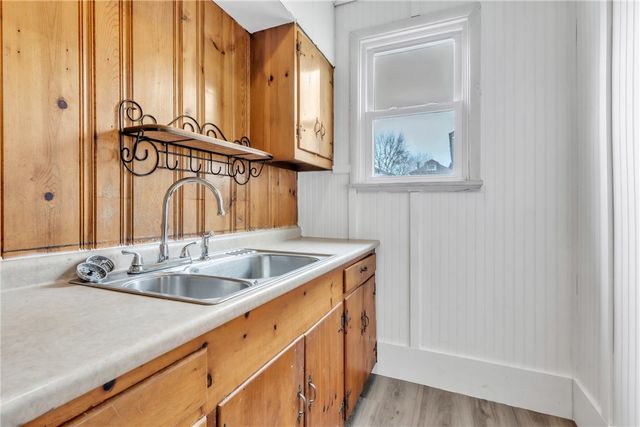2444 Dewey Street, Homestead, PA 15120