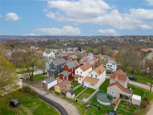 2444 Dewey Street, Homestead, PA 15120