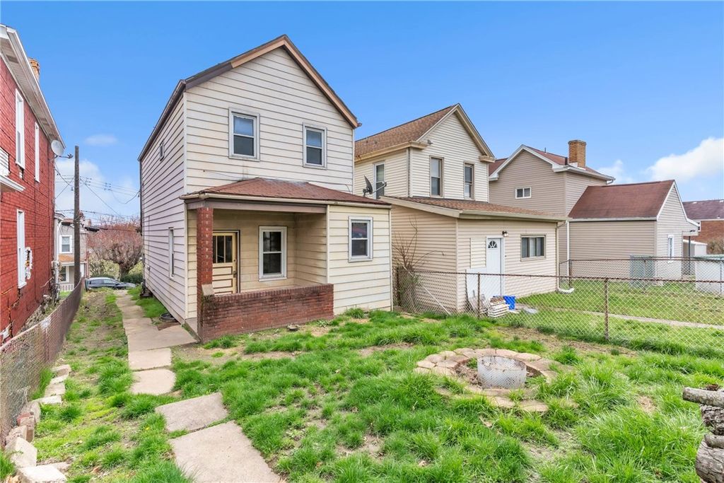 2444 Dewey Street, Homestead, PA 15120