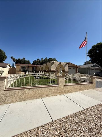 3461 Crownsworth, Corona, CA 92879