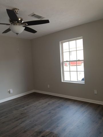 202 Parker Lane, Lagrange, GA 30240