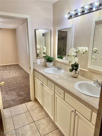 3500 WINTERHAVEN Street 101, Las Vegas, NV 89108