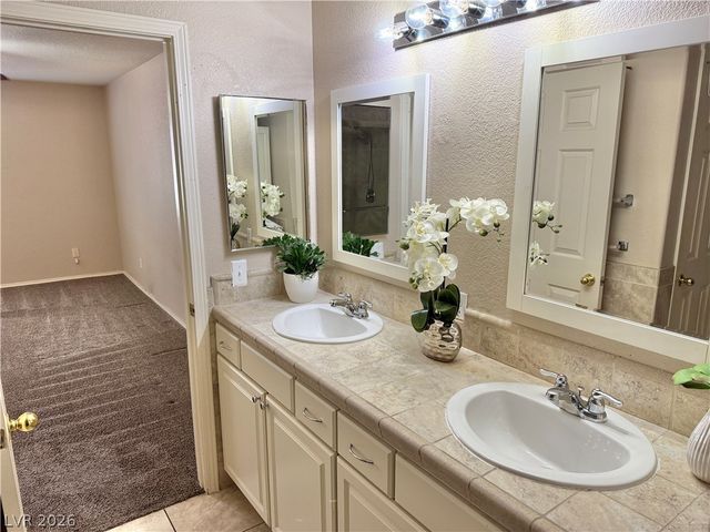 3500 WINTERHAVEN Street 101, Las Vegas, NV 89108