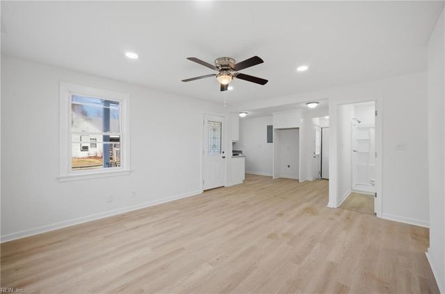 3632 Pamlico CIR, Norfolk, VA 23513