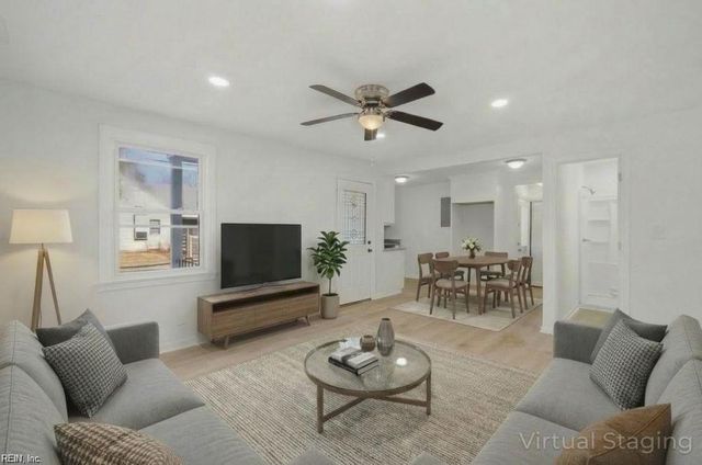 3632 Pamlico CIR, Norfolk, VA 23513