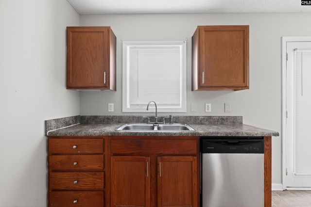 500 S Summers Way, Hopkins, SC 29061