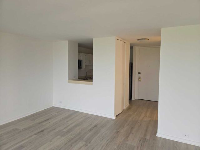 2901 S Michigan Avenue 506, Chicago, IL 60616