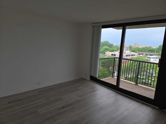 2901 S Michigan Avenue 506, Chicago, IL 60616