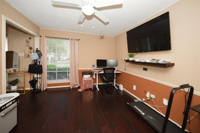 8306 Bo Jack Drive, Houston, TX 77040