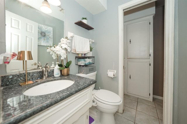 8306 Bo Jack Drive, Houston, TX 77040