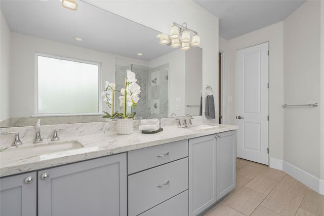 5646 Larkin Street, Houston, TX 77007
