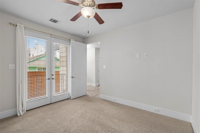 5646 Larkin Street, Houston, TX 77007