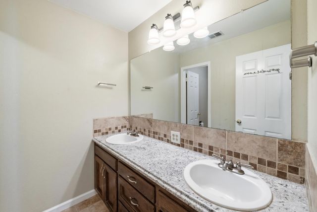 8099 N Orchard Street, Fresno, CA 93720