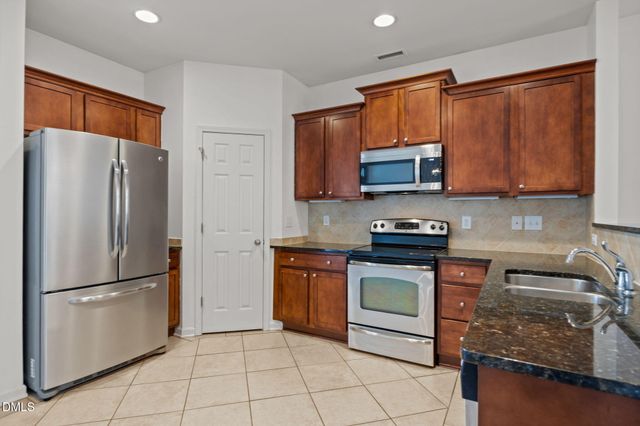 2728 Cloud Mist Circle, Raleigh, NC 27614