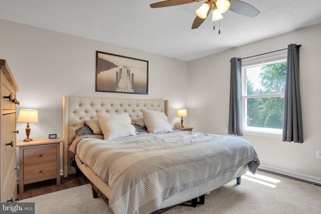 2140 CANTERBURY DR., Mechanicsburg, PA 17055