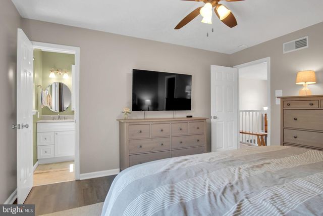 2140 CANTERBURY DR., Mechanicsburg, PA 17055