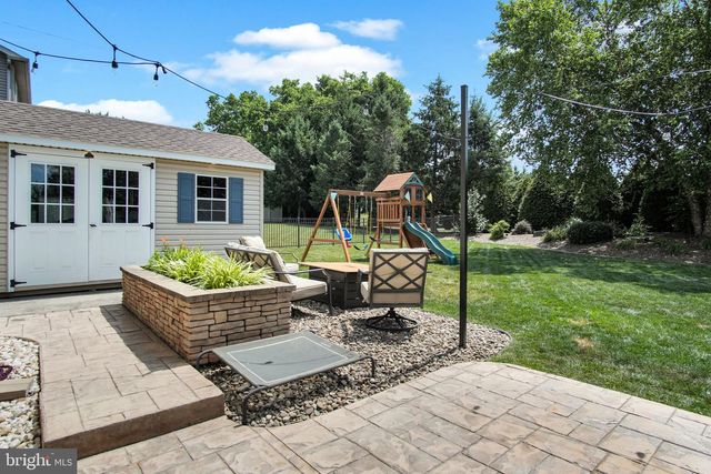 2140 CANTERBURY DR., Mechanicsburg, PA 17055