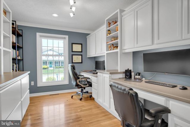 2140 CANTERBURY DR., Mechanicsburg, PA 17055