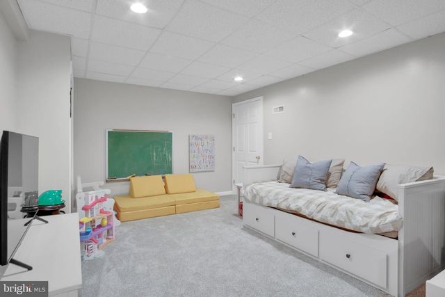 2140 CANTERBURY DR., Mechanicsburg, PA 17055