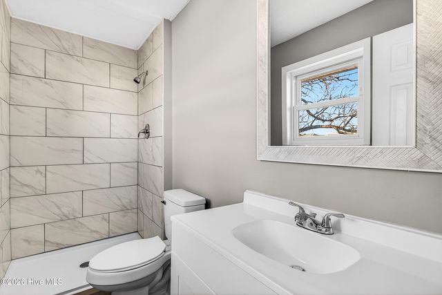 290 Cow Horn Road, Richlands, NC 28574