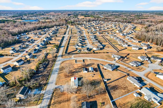 290 Cow Horn Road, Richlands, NC 28574