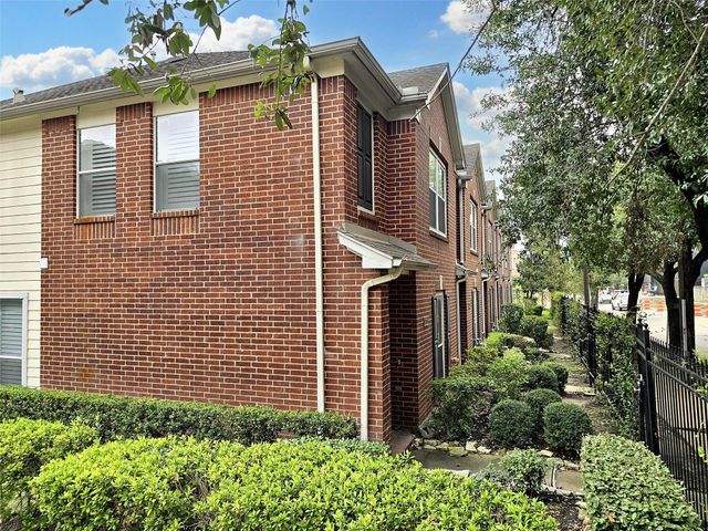 2211 Runnels Street, Houston, TX 77003