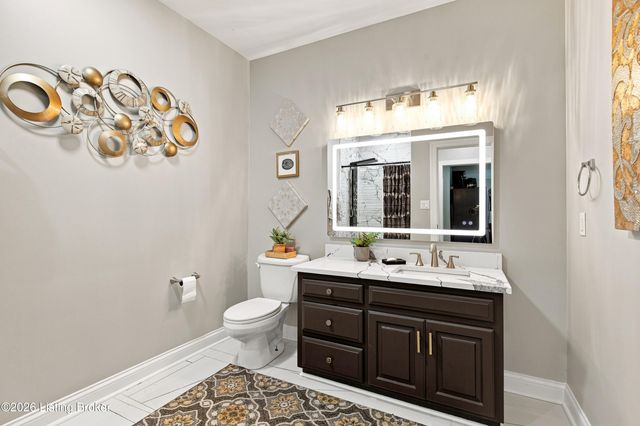 5500 Valley Park Dr, Louisville, KY 40299