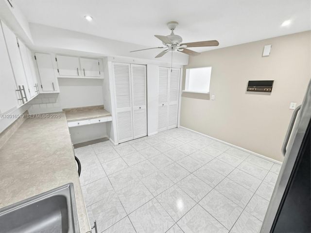 8670 Bridle Path Ct 111A, Davie, FL 33328