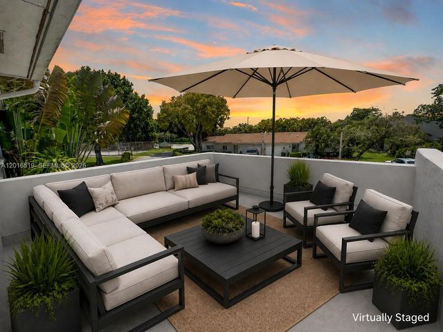 8670 Bridle Path Ct 111A, Davie, FL 33328