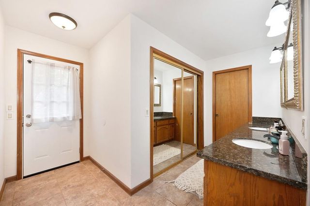 487 Twin River Way, Sacramento, CA 95831