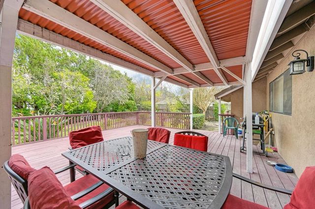 487 Twin River Way, Sacramento, CA 95831