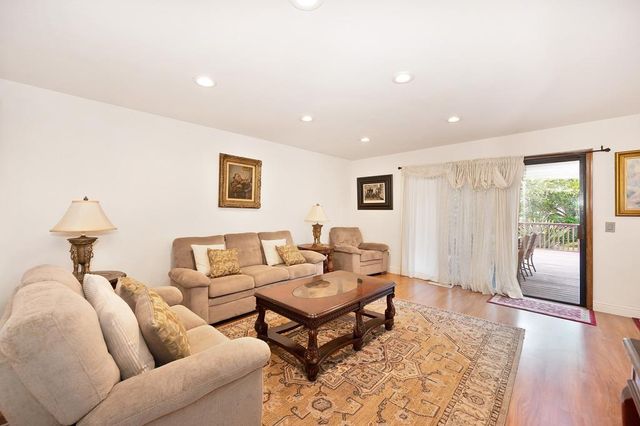 487 Twin River Way, Sacramento, CA 95831