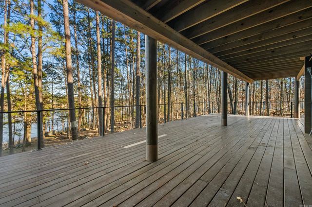 35 Sunshine Point, Greers Ferry, AR 72067