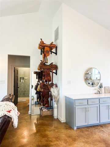 925 Clear Spring Road, Stephenville, TX 76401