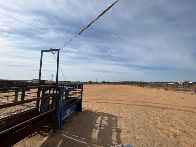 925 Clear Spring Road, Stephenville, TX 76401