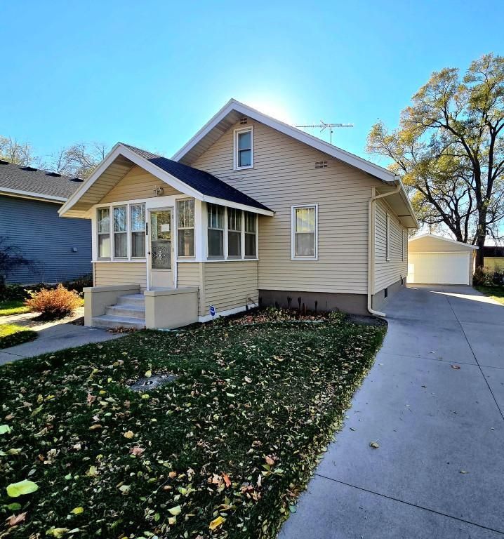 117 Columbia Avenue NE, Saint Cloud, MN 56304