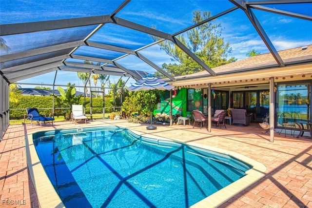 7275 Lake DR, Fort Myers, FL 33908