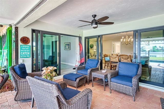 7275 Lake DR, Fort Myers, FL 33908