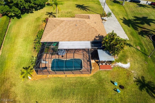 7275 Lake DR, Fort Myers, FL 33908