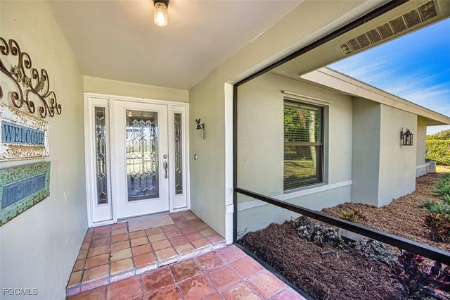 7275 Lake DR, Fort Myers, FL 33908