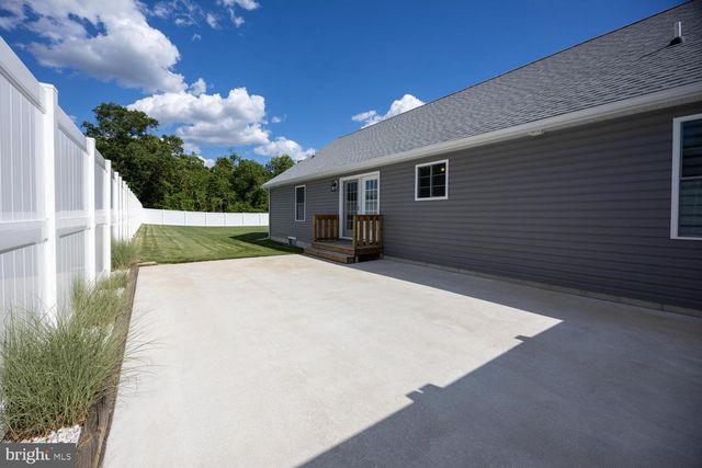 11039 CARTER LN, Seaford, DE 19973