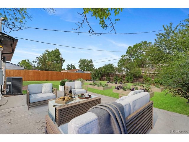 3980 S Hazel Ct, Englewood, CO 80110