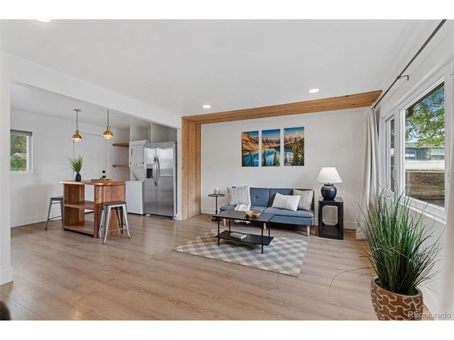3980 S Hazel Ct, Englewood, CO 80110