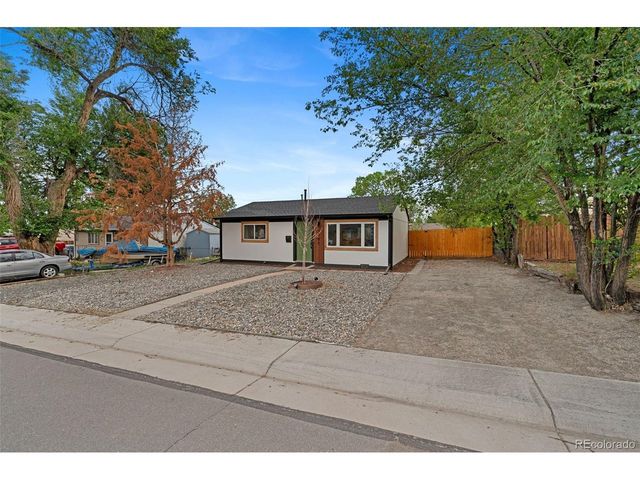 3980 S Hazel Ct, Englewood, CO 80110
