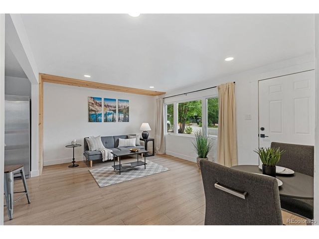3980 S Hazel Ct, Englewood, CO 80110