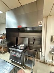 27811 5 Mile Rd, Livonia, MI 48154