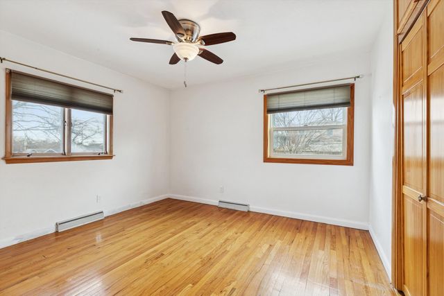 2317 Washington Lane, Davenport, IA 52804