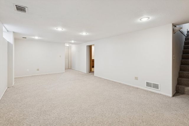 2317 Washington Lane, Davenport, IA 52804